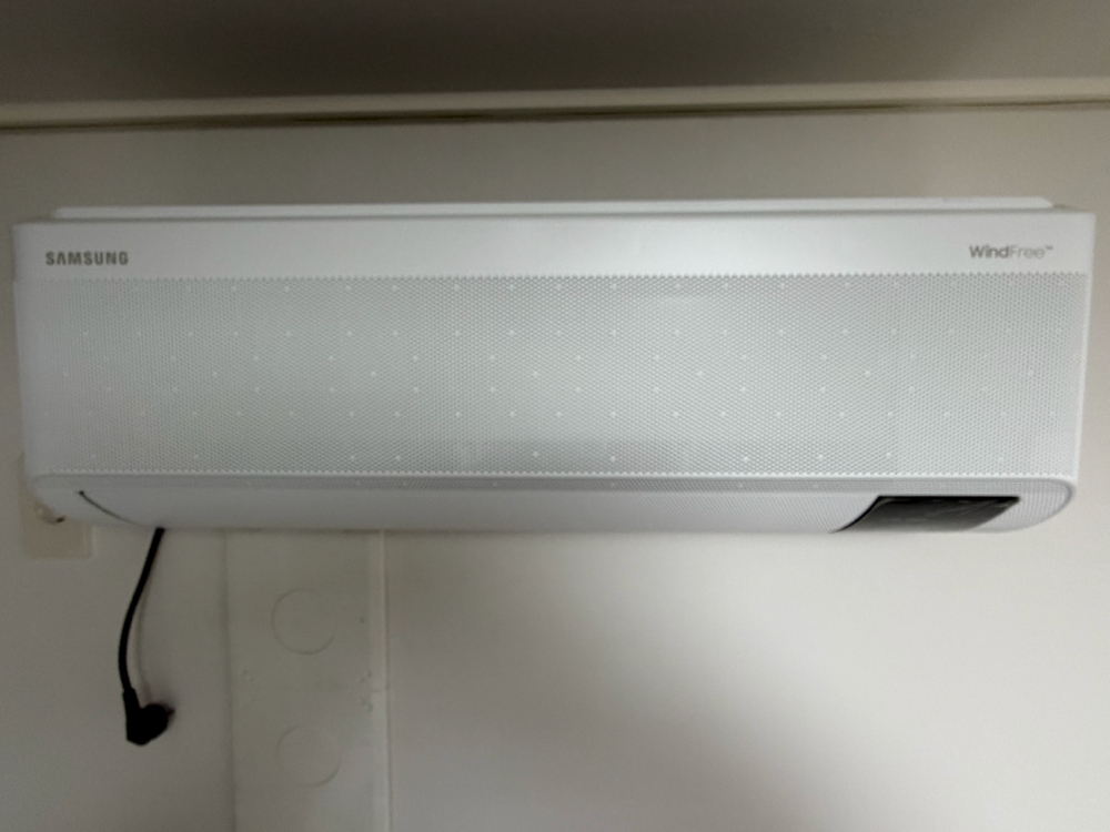 삼성 2 in 1 에어컨(벽걸이 + 스탠드 + 실외기)--1