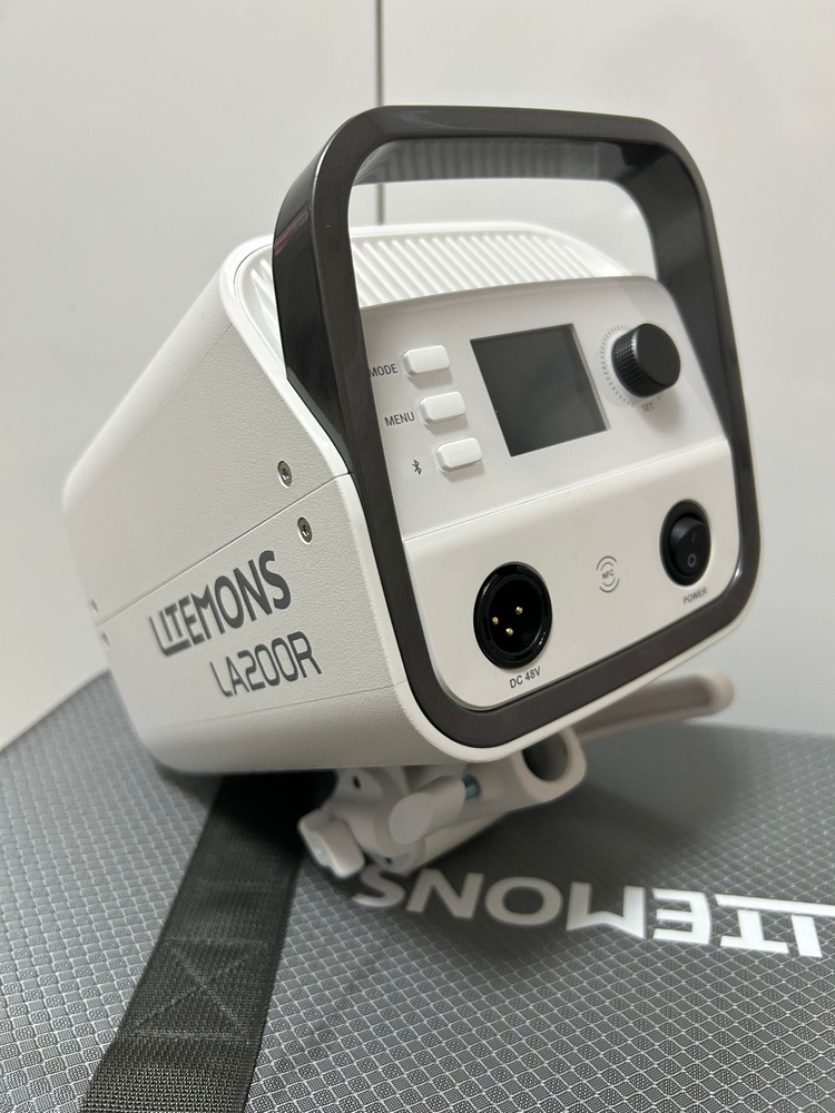 고독스 RGB LA200R KIT 영상조명 라이트몬스 컬러 220W--3