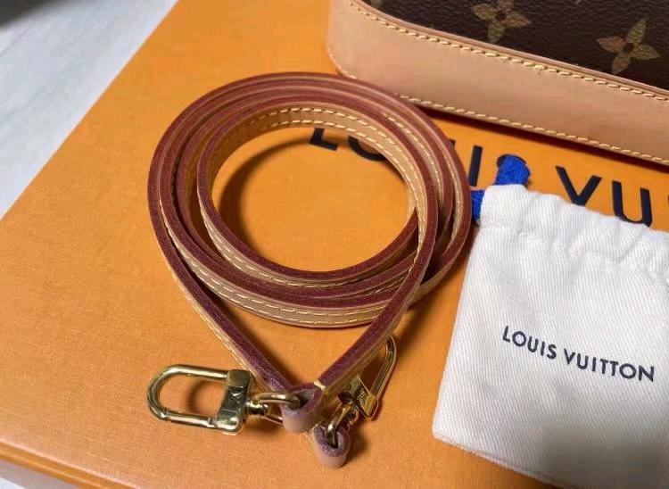 루이비통 알마bb 플세트--2