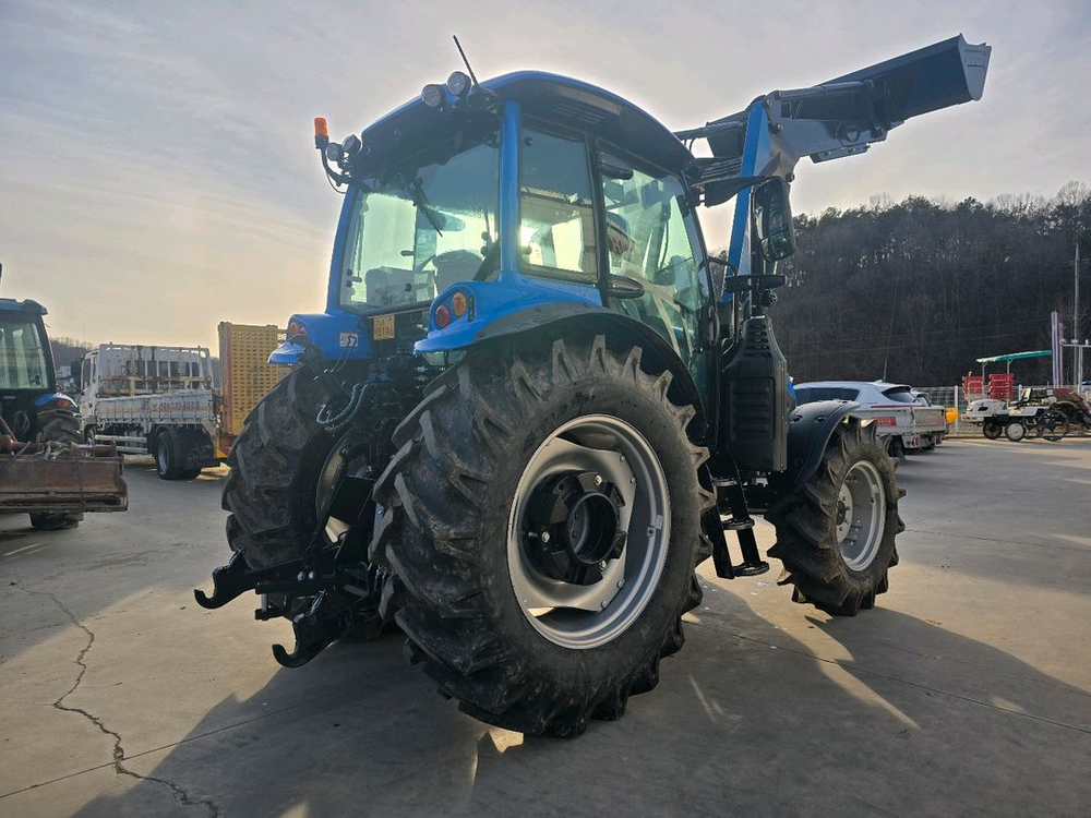 mt7 115 117마력 ls중고트랙터 판매합니다. 이미지