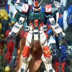 MG 버스터 건담 판매 건프라 가조립