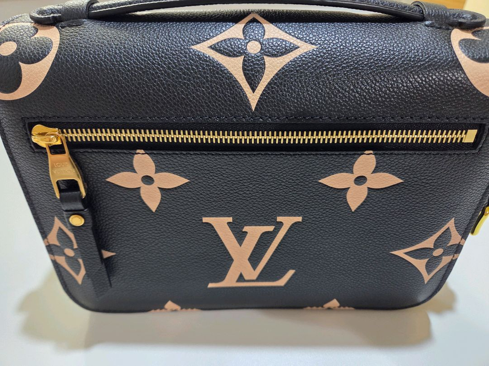 루이비통 포쉐트 메티스--5