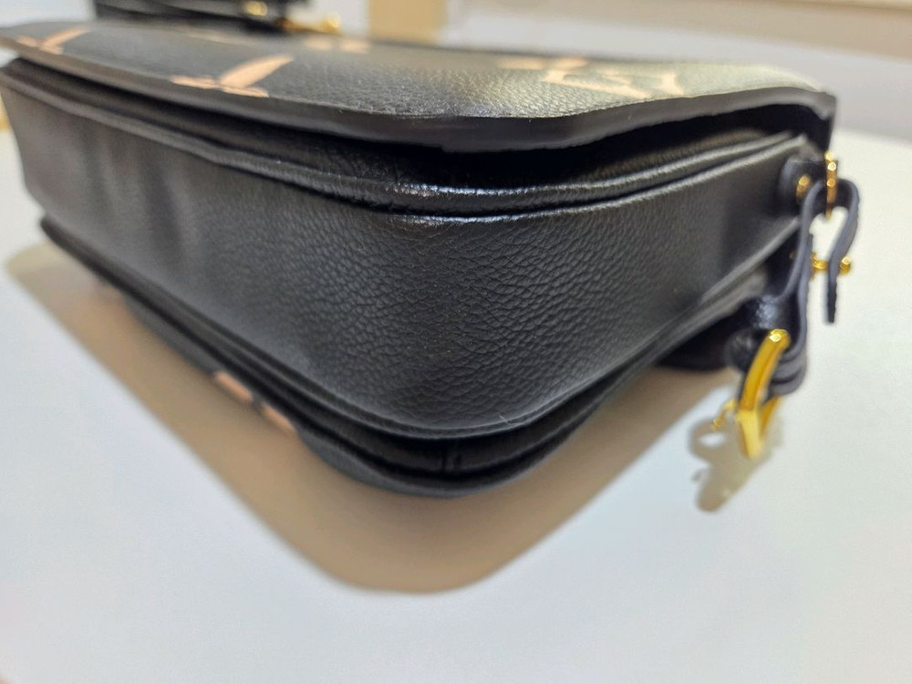 루이비통 포쉐트 메티스--6