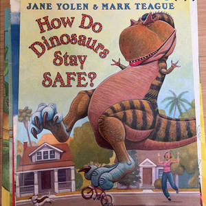 스콜라스틱, Fun to Read, Fly frog, 찰리 앤 롤라 등