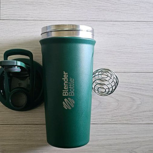 블렌더보틀 스트라다 스테인레스 보틀 710ml 포레스트