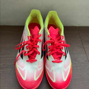 아디다스 F50 프로 TF 풋살화