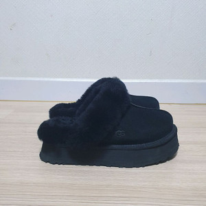 어그 디스케트 털 슬리퍼 225~230 이미지