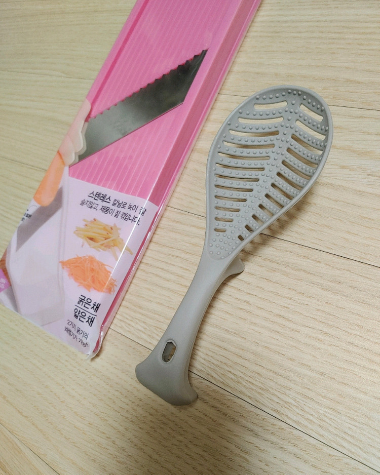 실리콘 오븐용기+채칼 등 잡화 (새상품)--7