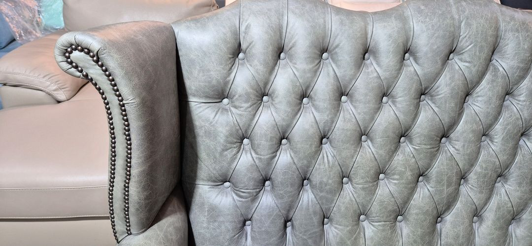 영국 체스터필드 최고급 전체 애닐린 천연가죽 3인소파--5