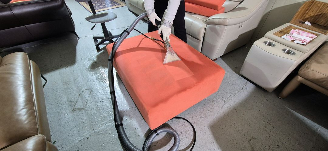 헷세드(HASSED) 베쏘 4인 일자형 소파+오토만(드라이세탁완료)--2