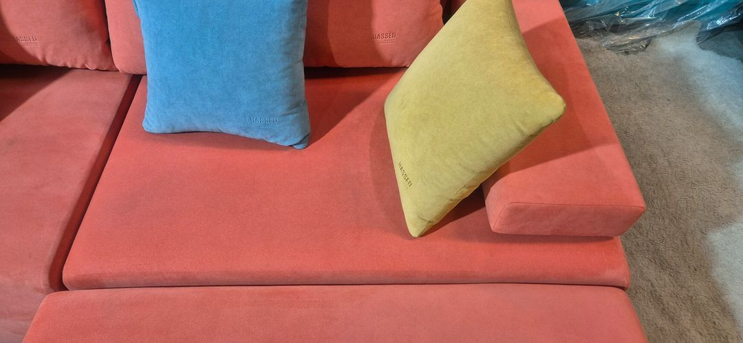 헷세드(HASSED) 베쏘 4인 일자형 소파+오토만(드라이세탁완료)--6