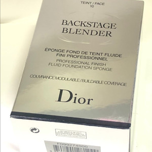 미사용새제품)디올 백스테이지 블렌더