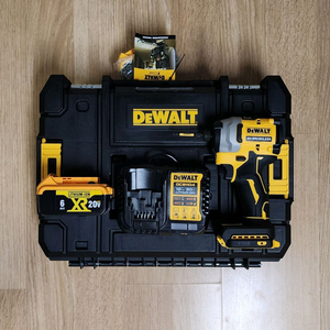 디월트/무선 20V 임팩 드라이버 렌치 세트
