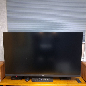 LG32UN880 4K모니터 이미지