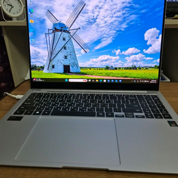 삼성전자 갤럭시 북4 프로NY960XGK 이미지