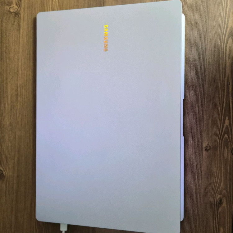 삼성전자 갤럭시 북4 프로NY960XGK 이미지