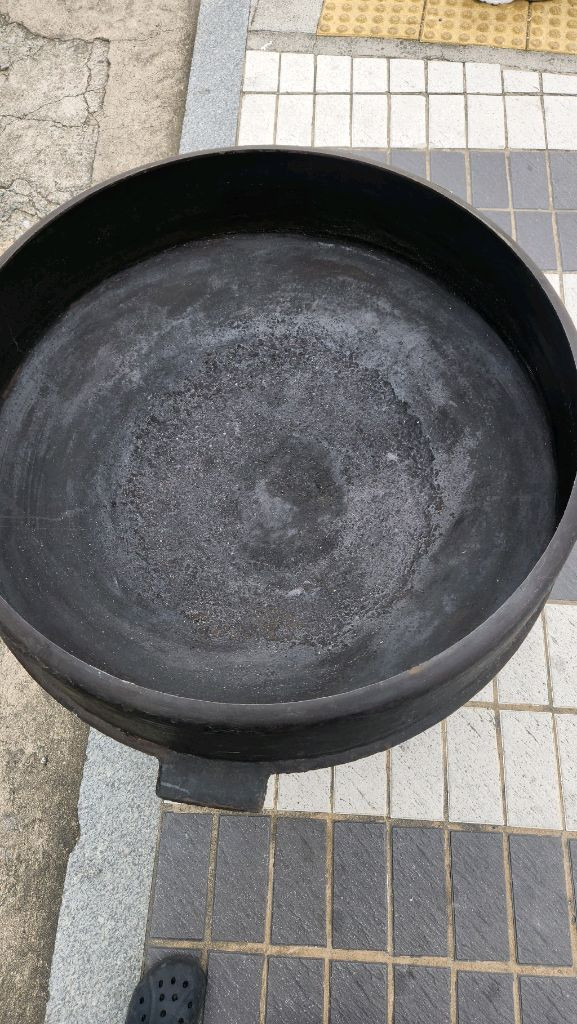 대형 무쇠 가마솥 이미지