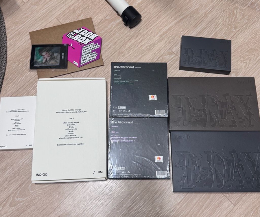 BTS RM,슈가,진,제이홉 솔로앨범 및 proof 앨범 + 컨셉 포토북--1