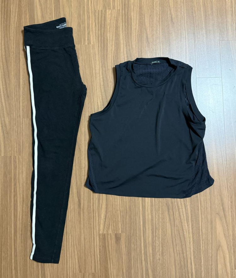 GIORDANO 레깅스 OYSHO 탱크탑 블랙 세트--0