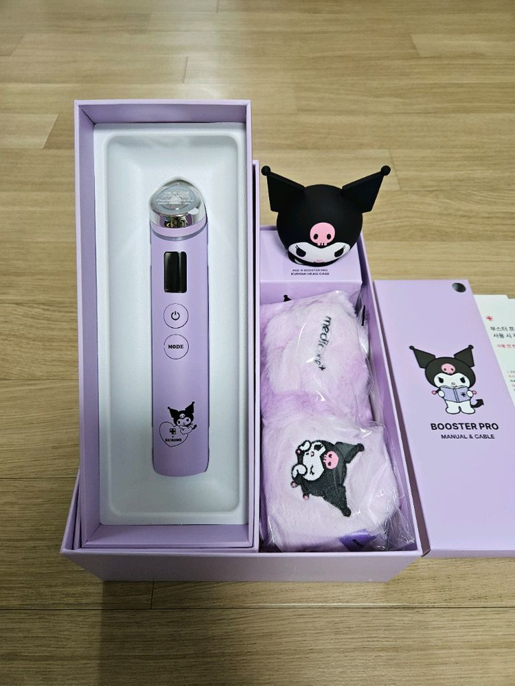 메디큐브 에이지알 부스터 프로 쿠로미 에디션--3