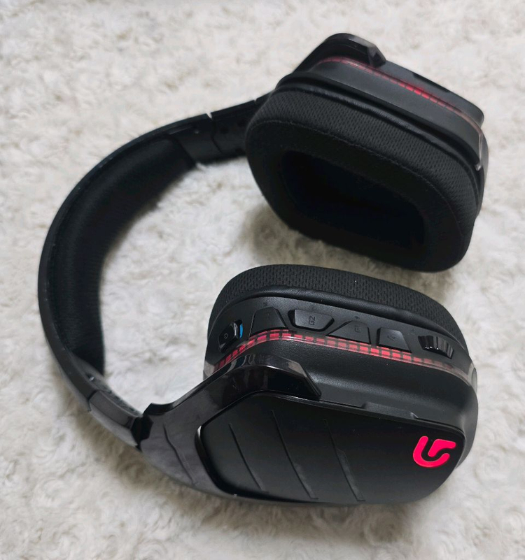 로지텍 G933 Artemis Spectrum 게이밍 헤드셋--5