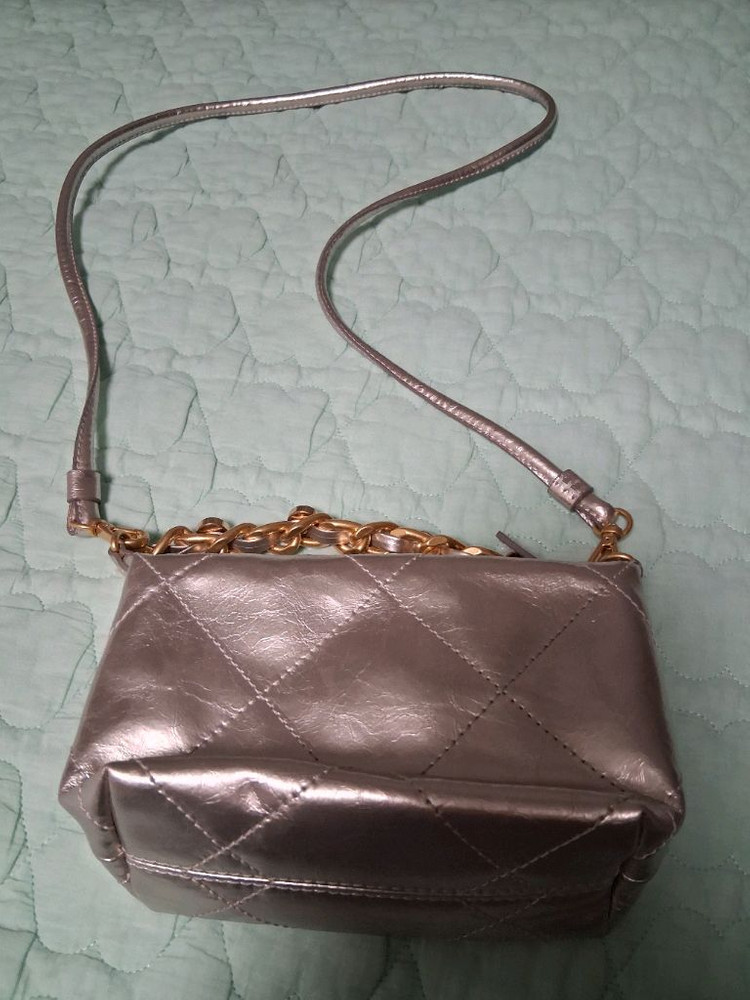 오즈세컨 큐빅 크로스백 팝니다--1