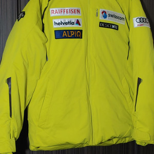 데상트 아우디 스위스스키팀 패딩 105 XL