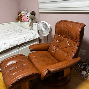 스트레스리스 가죽 리클라이너