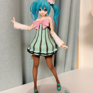 하츠네 미쿠 컬러풀 드랍 프로젝트 디바 SPM 고전 피규어