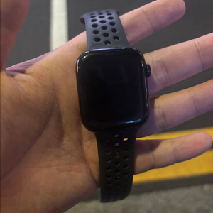 애플워치 7 나이키 45mm 이미지