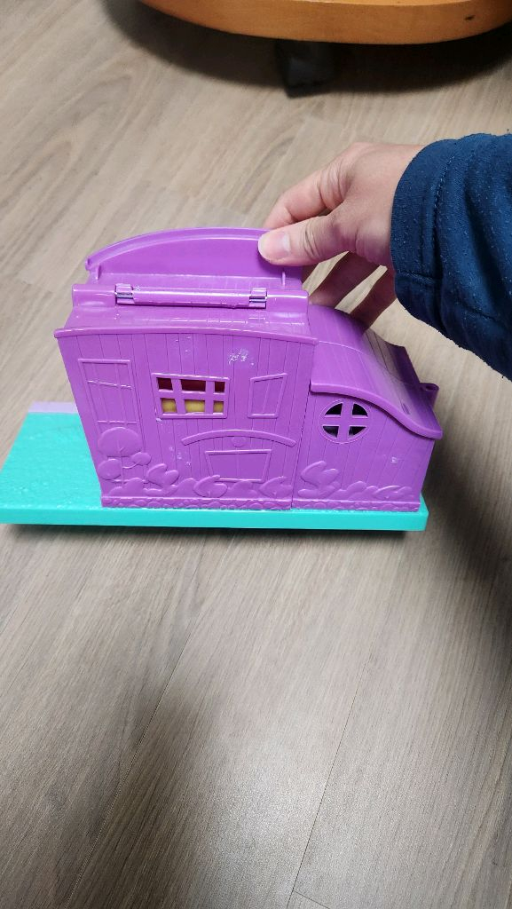 폴리포켓 4층 인형집--1