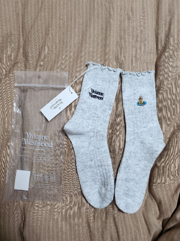 비비안웨스트우드 울혼방 여성양말 2개 세트--1