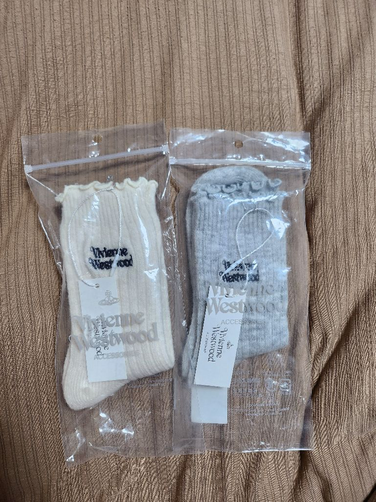 비비안웨스트우드 울혼방 여성양말 2개 세트--3