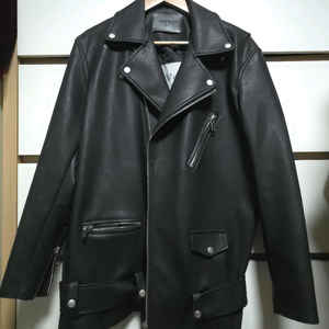 롹앤롤드레스볼륨 가죽자켓 느낌의 폴리 라이더 바이크 자켓 110