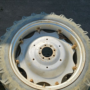 트렉터 소폭타이어