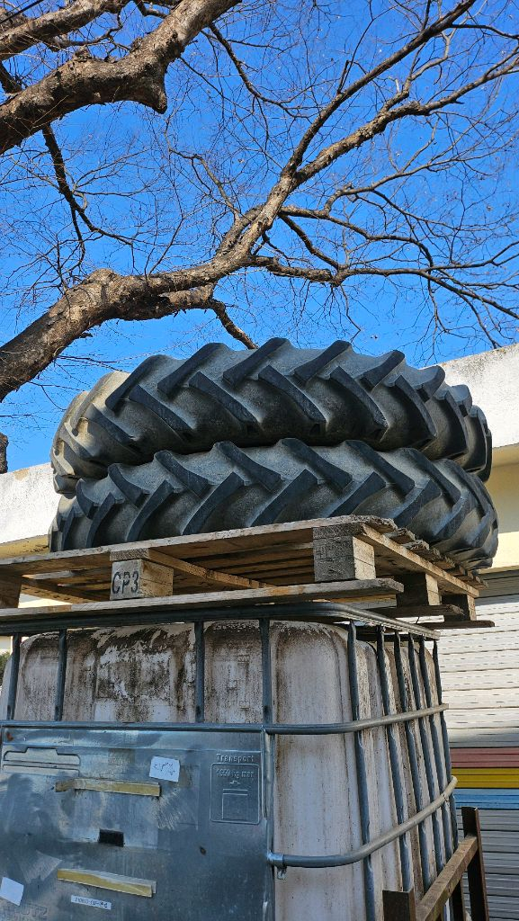 트렉터 소폭타이어--1