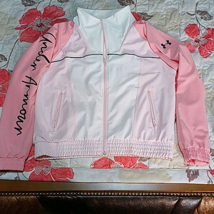 언더아머 얇은집업 L 여성77 가슴53 기장61