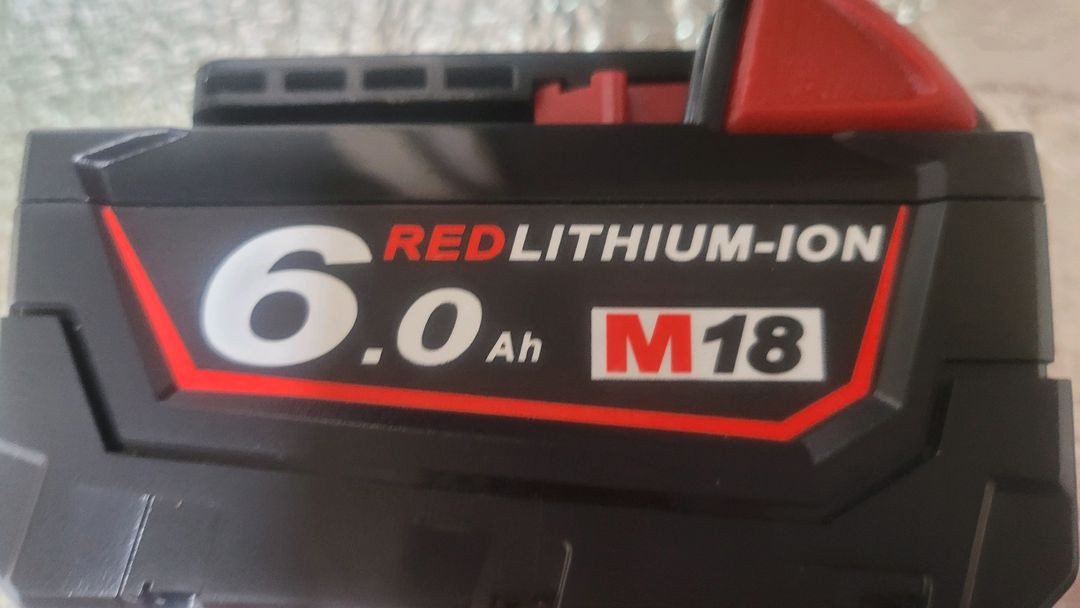 밀워키 OEM 배터리1개 충전기1개충전기는 듀얼 충전기--2