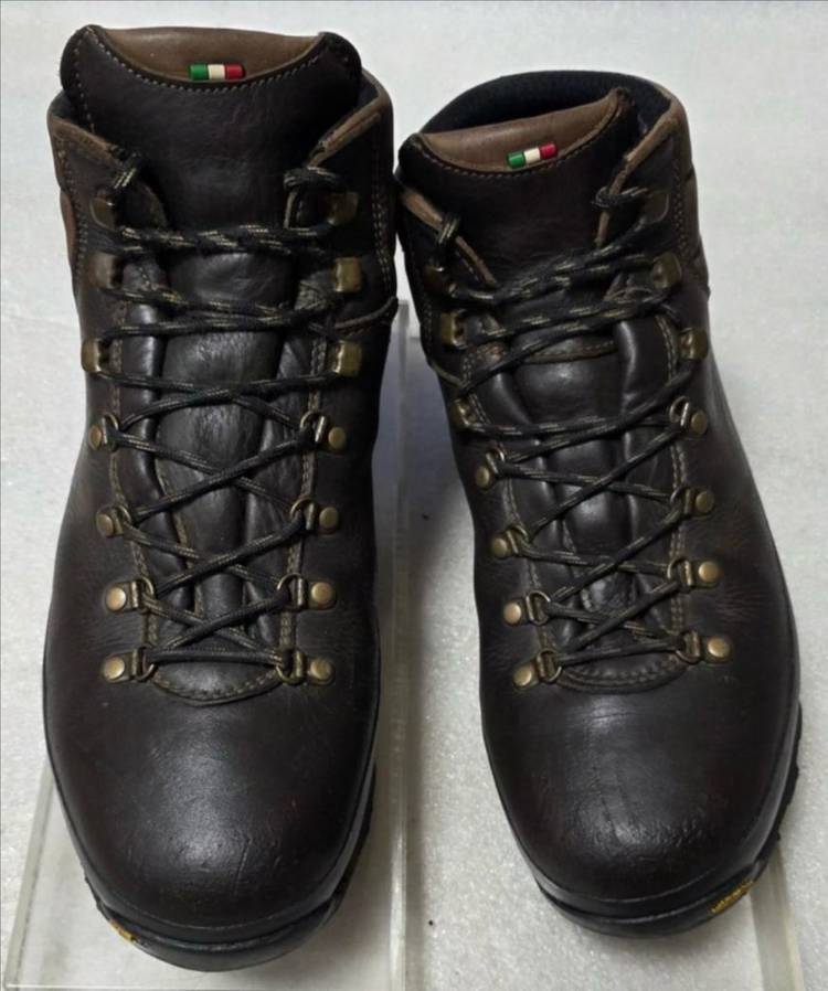 잠발란 울트라라이트 고어텍스 GTX RR 등산화 이미지