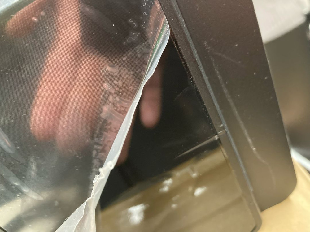 APC BX1600MI-GR UPS--2