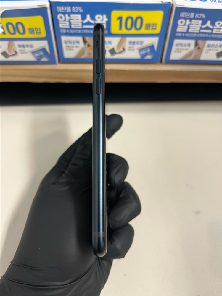 아이폰Se3 64G 미드나이트 SSS급--5