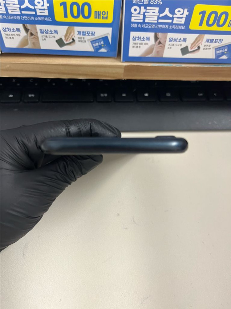 아이폰Se3 64G 미드나이트 S급--2