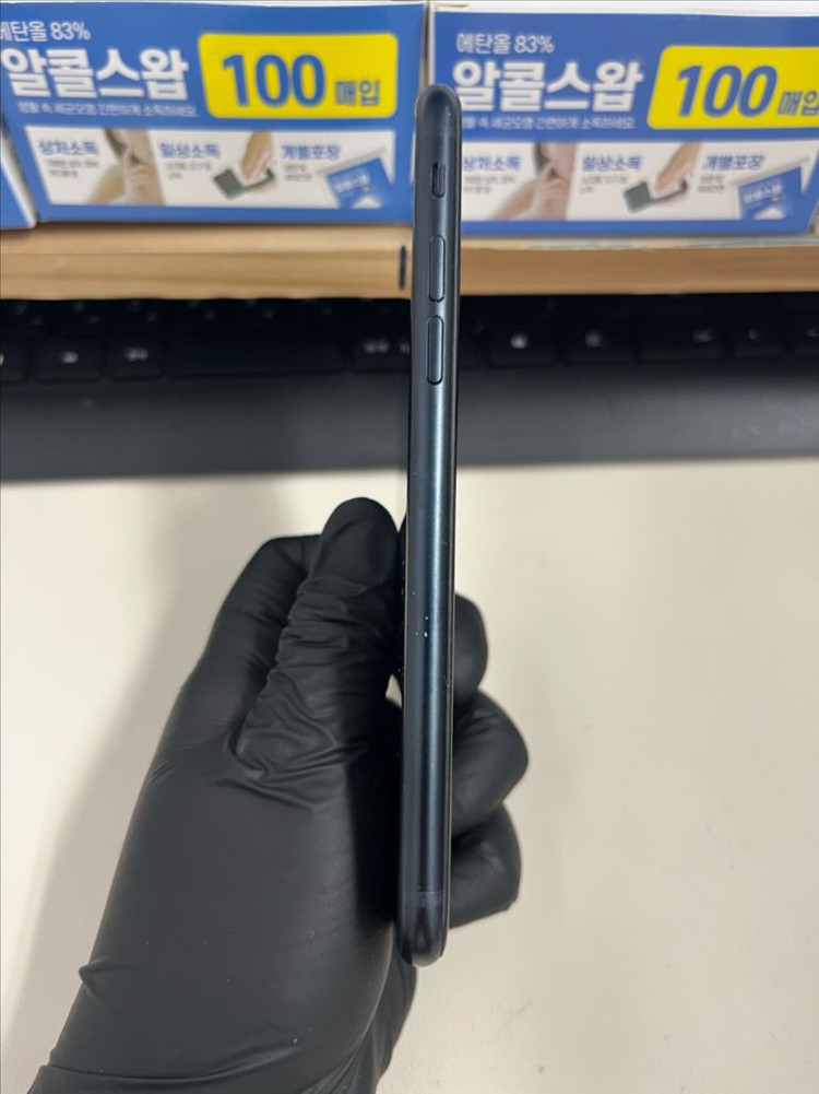 아이폰Se3 64G 미드나이트 S급--5