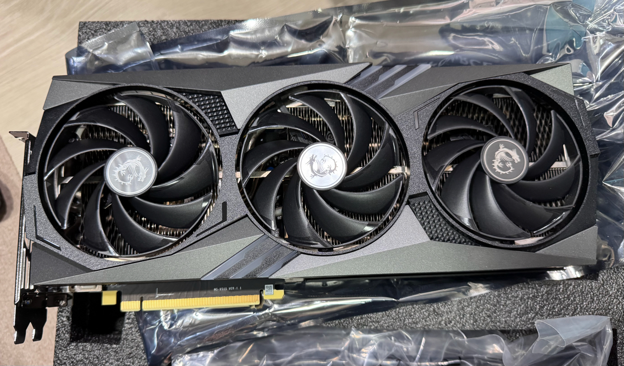 MSI RTX 4060Ti 8gb Gaming X Trio 팝니다--2