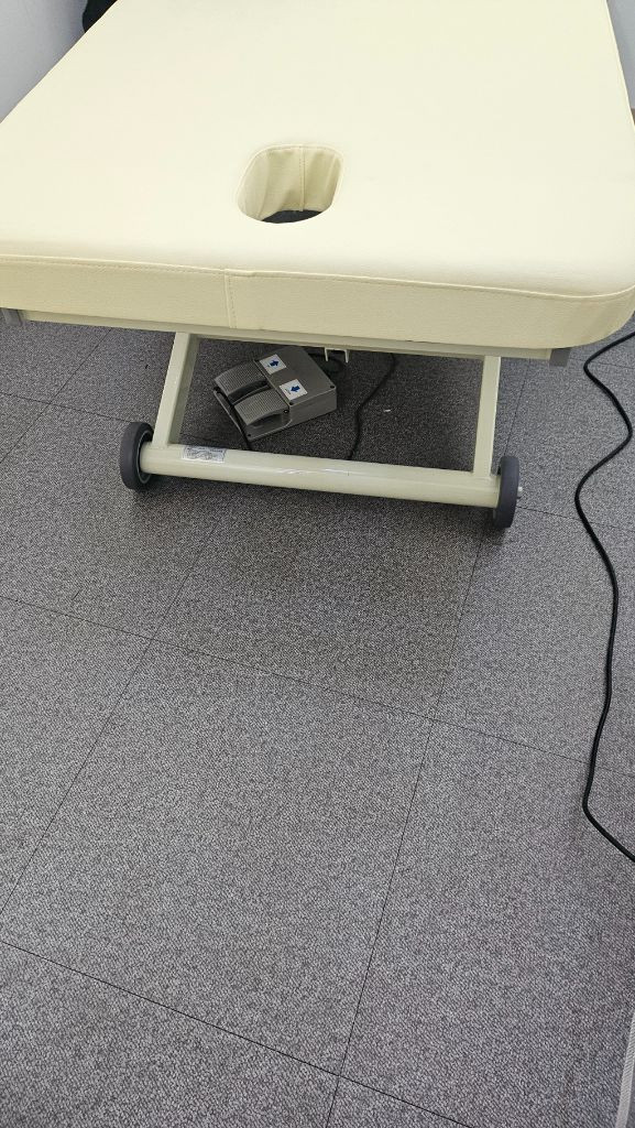 에스테틱 미용샵 마사지샵 메디컬 침대 이미지