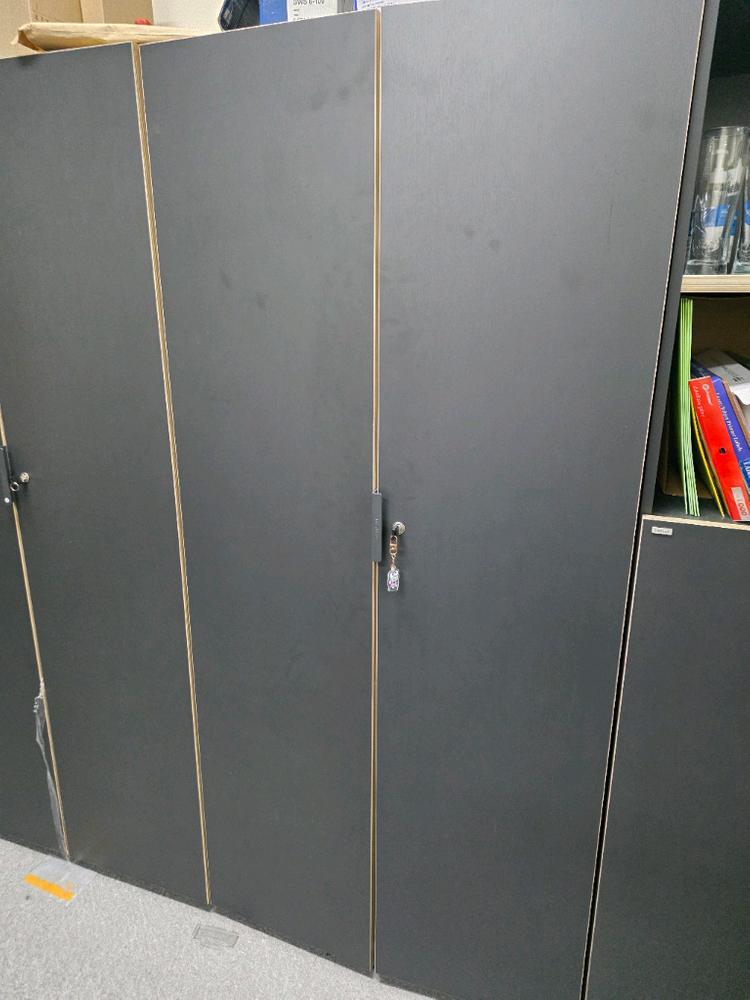 데스커 5단서류장 6개판매합니다.--3