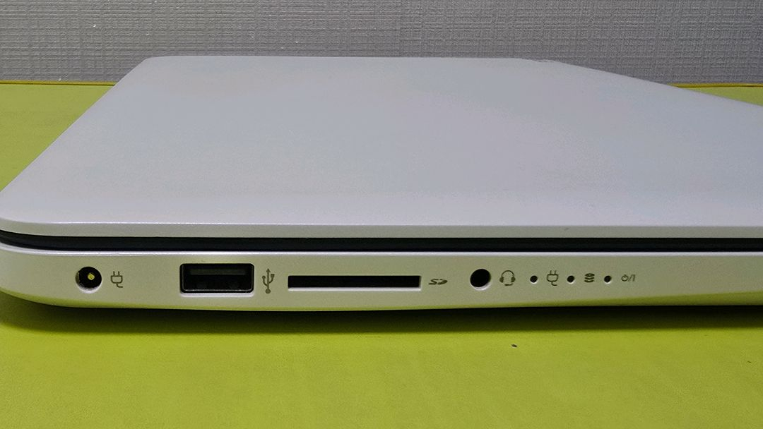 LG 울트라북 PC 15U480/ i5-8250U 윈11 램8G SSD 256 +1TB--2