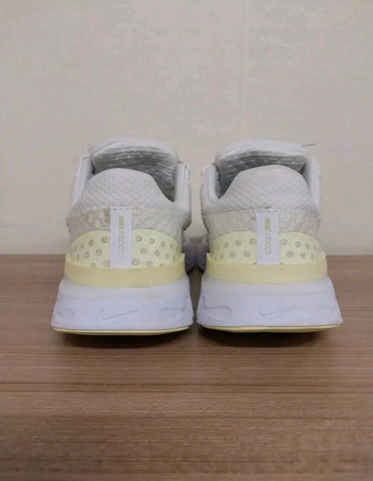 여성 나이키 리액트 인피니티 런 플라이니트3 런닝화, 운동화 (240)--5