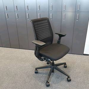 스틸케이스 씽크체어 V2