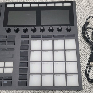 [마이크서비스]maschine mk3 머신 드럼패드 샘플러 홈레코딩